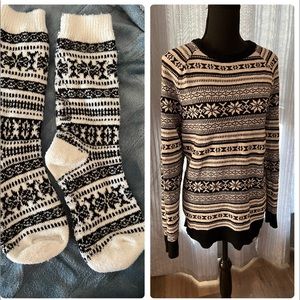 Old Navy XL black and white sweater with matching socks